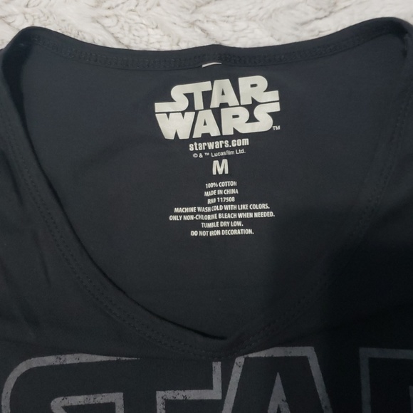 Womens size medium Star Wars tshirt dark gray - Picture 3 of 3